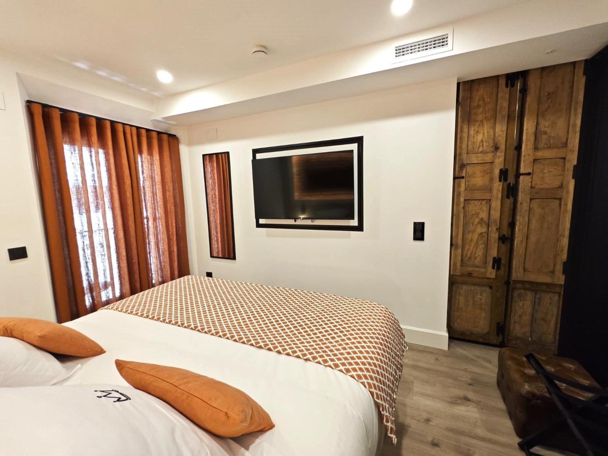 La Parada Del Rey - Luxury Suites Plasencia Exterior foto