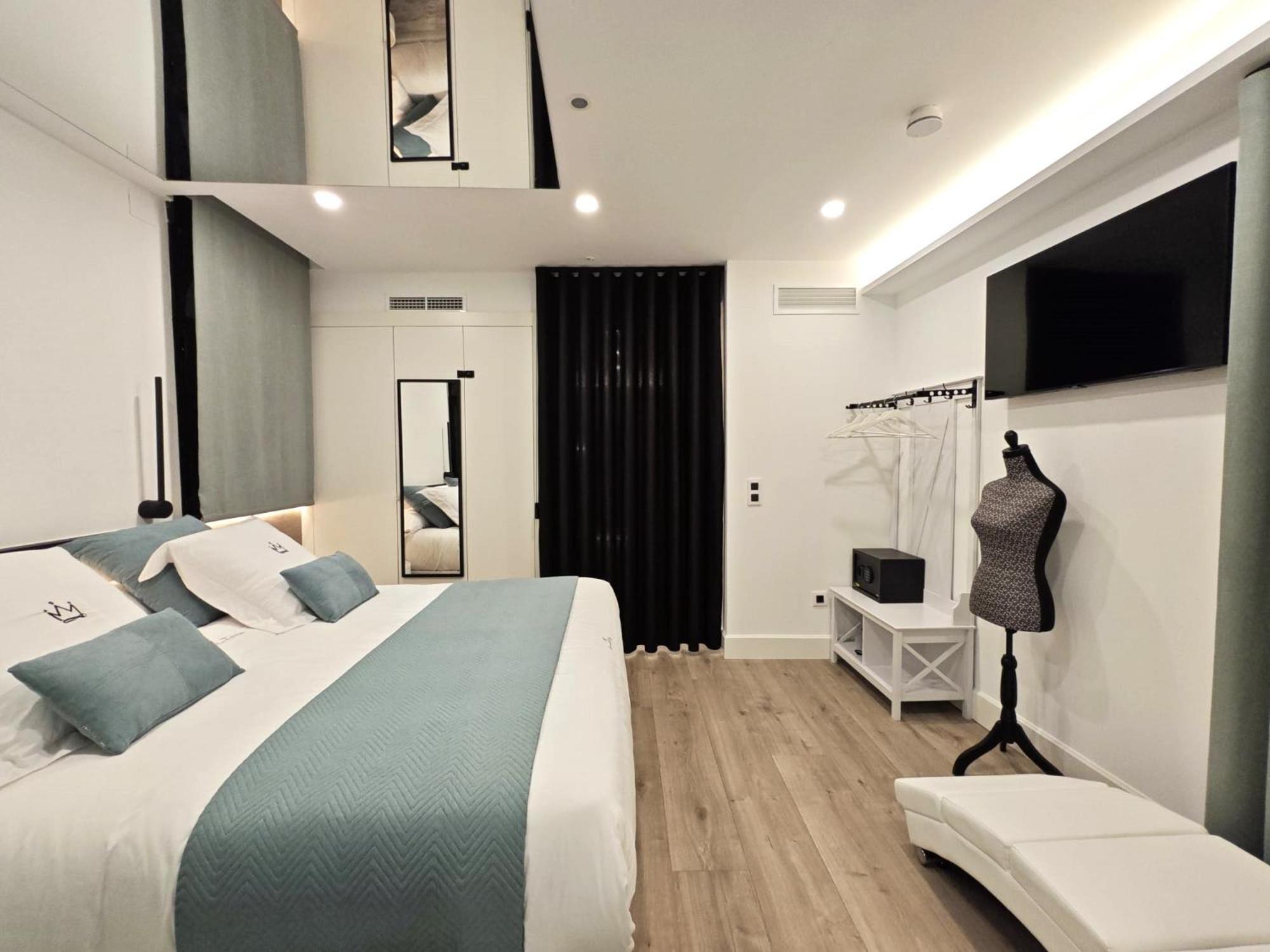 La Parada Del Rey - Luxury Suites Plasencia Exterior foto