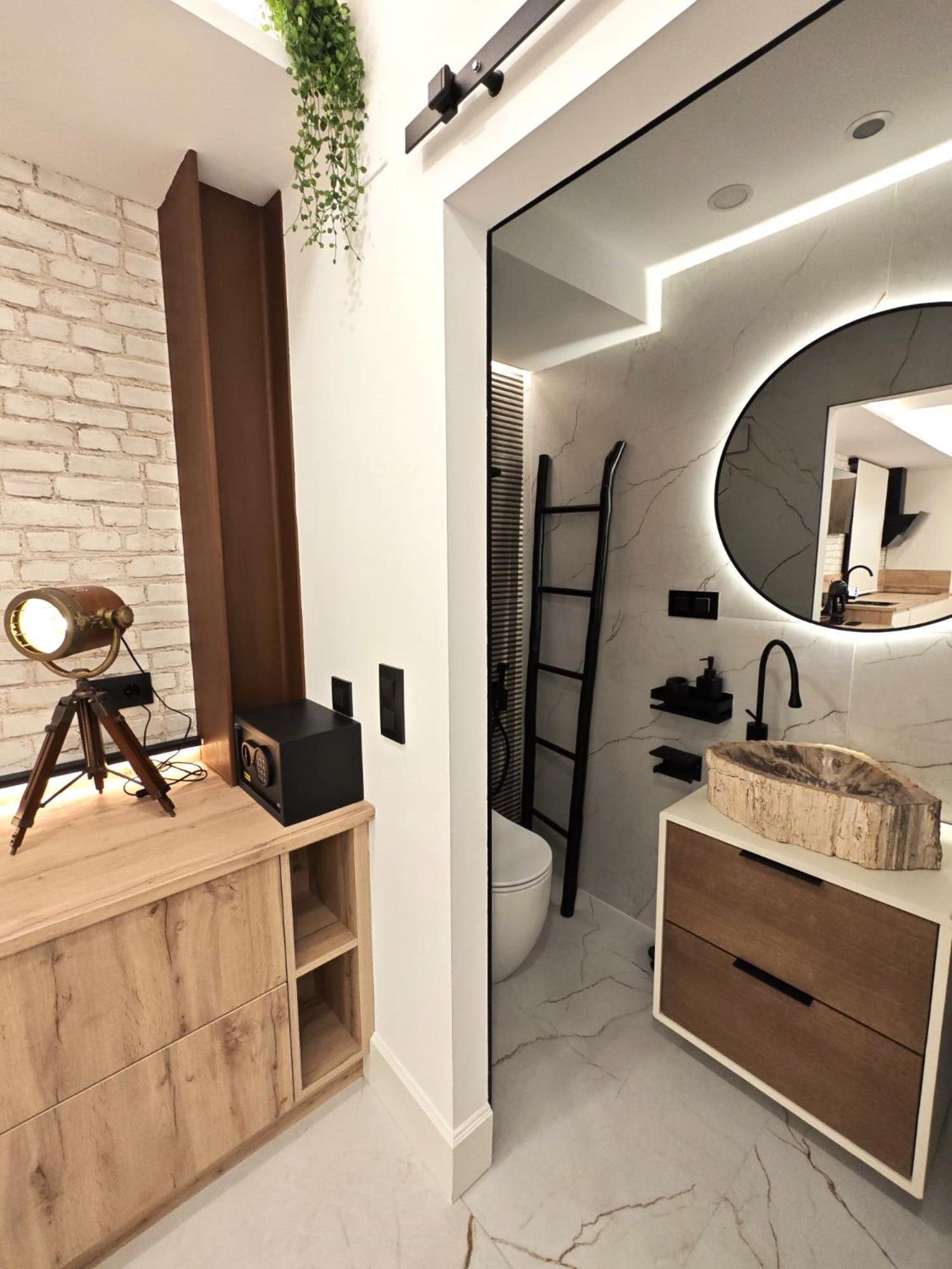 La Parada Del Rey - Luxury Suites Plasencia Exterior foto